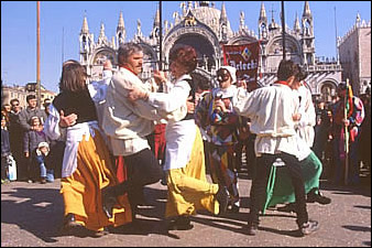 Arlecchino e gli Zanni